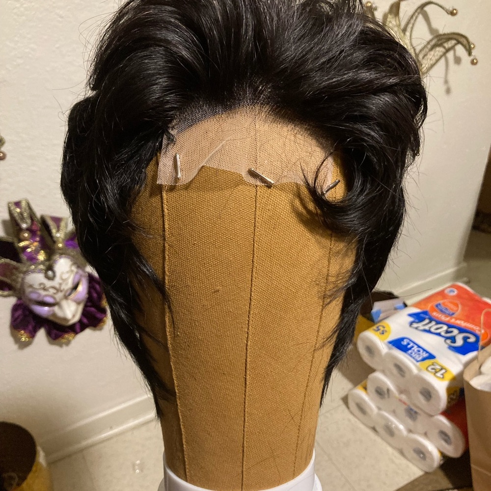 Short layered quick weave wig